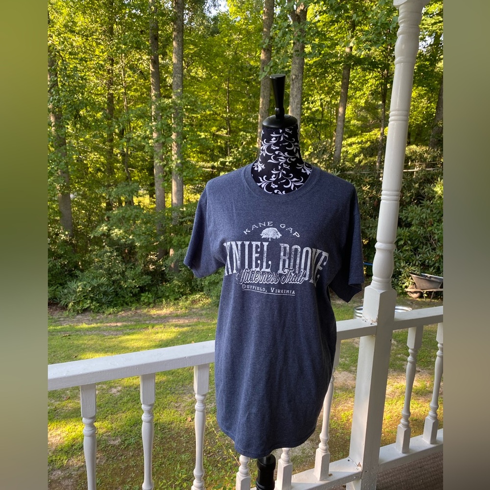 Gildan Heavy Cotton Unisex Kane Gap Daniel Boone Wilderness Trail T-Shirt Medium